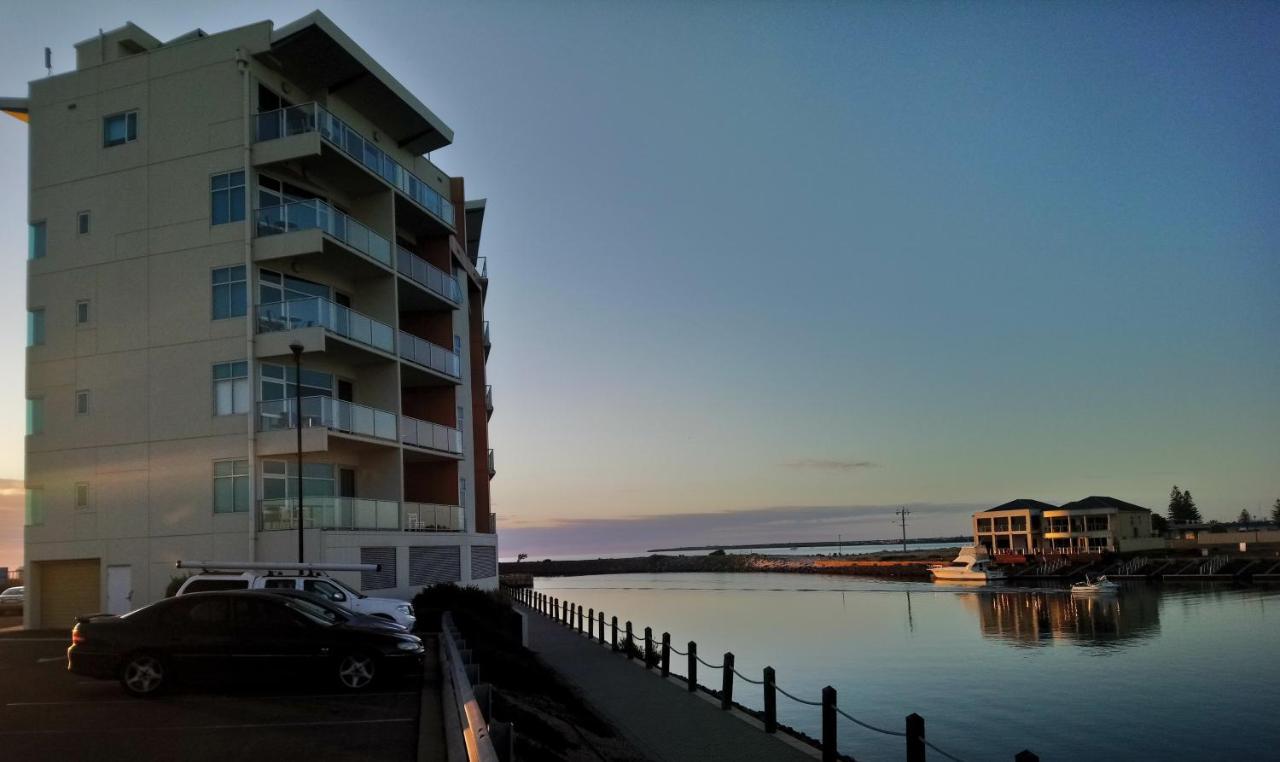 Wallaroo Marina Executive Apartments المظهر الخارجي الصورة